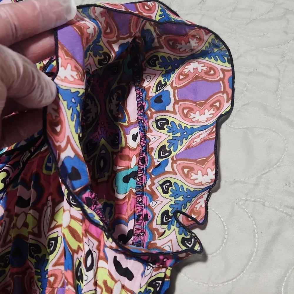 MY COLLECTION Women's Colorful Patterned Ruffle Top Size L. - Picture 6 of 9